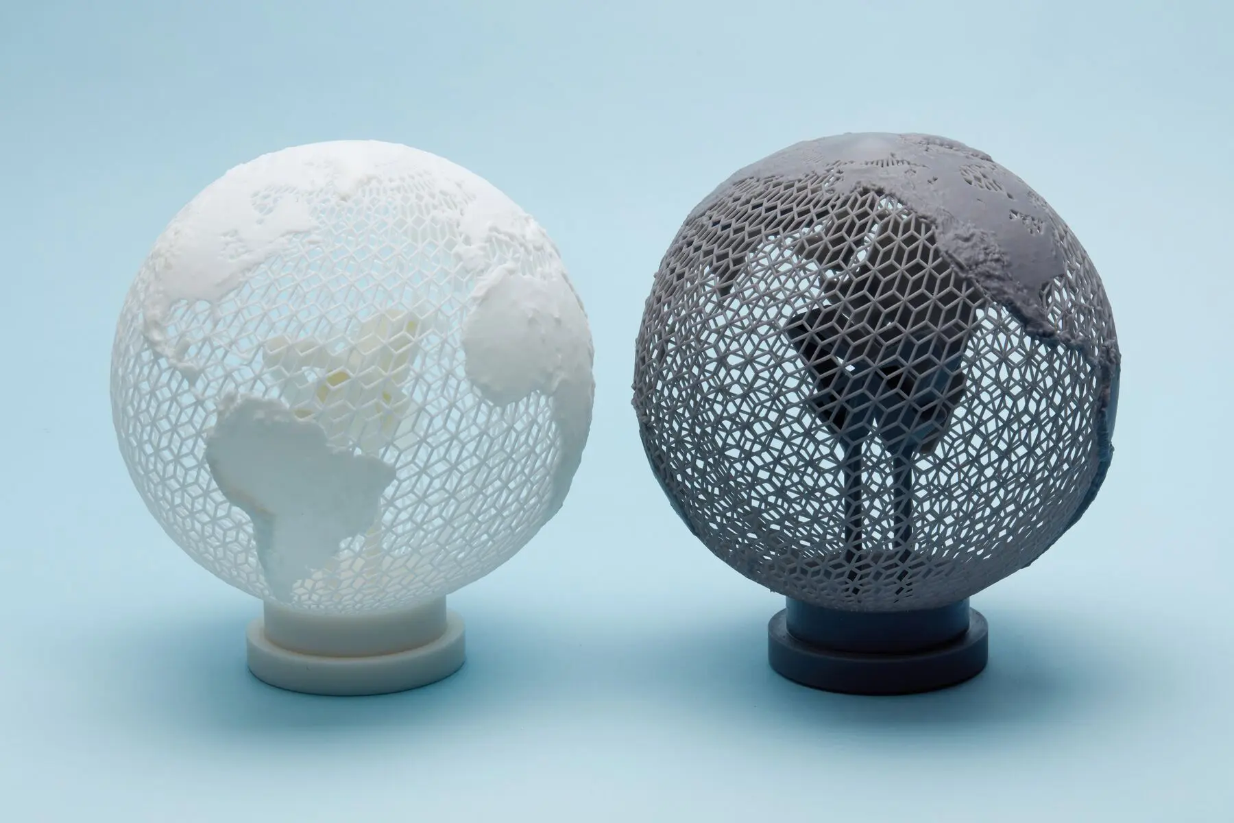optimized_for_web_jpeg-01102022_lattice_globes_130_sh